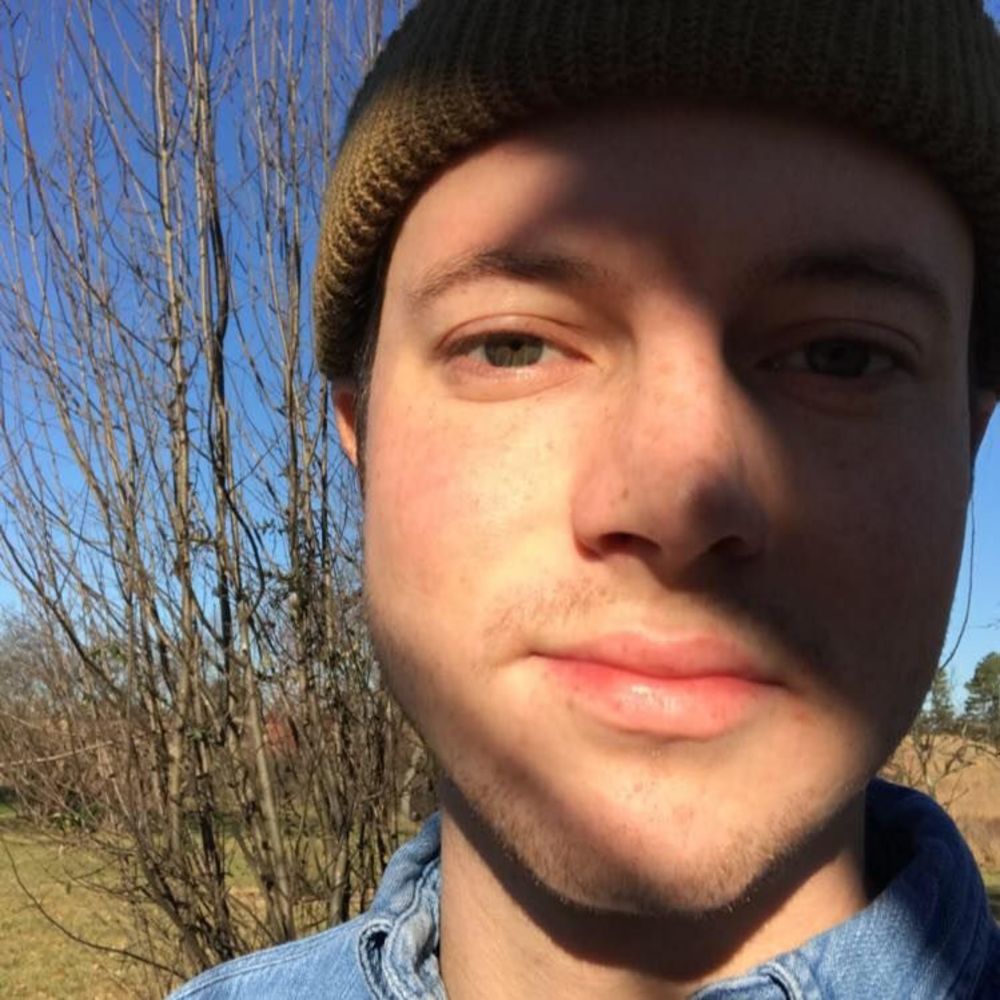 Meet your Posher, Ethan